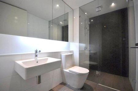 103/46 Cambridge Street - Photo 4