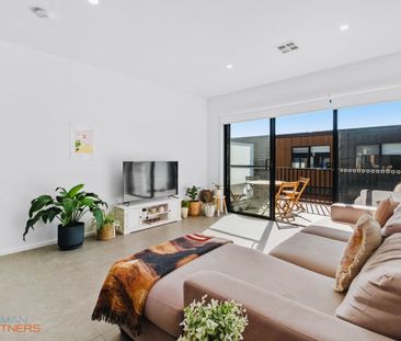 11 Bicheno Mews, Watson ACT 2602 - Townhouse For Rent | Domain - Photo 2