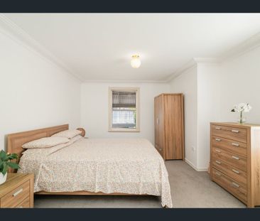 16a Crescent Avenue, Taree, NSW 2430 - Photo 3