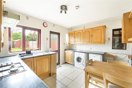 Lydney Road, Southmead - Photo 2