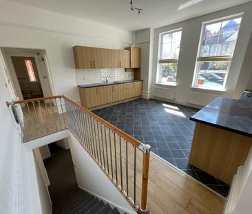 2 bedroom flat to rent - Photo 6