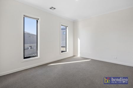 Modern Living in a Prime Kennington Location – One Townhouse Available - Photo 5