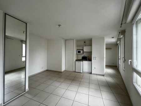 T1 32.47m² A LOUER Grenoble - Photo 2