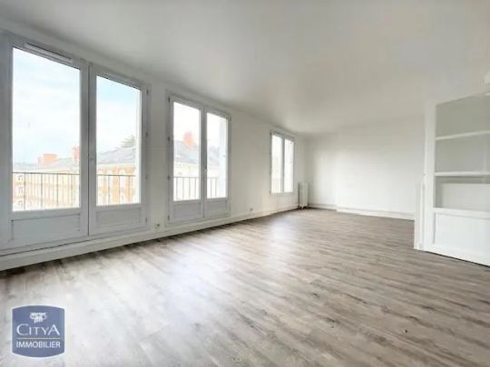 Appartement à louer 5 pièces 103.07m² - Photo 1