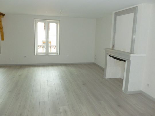 Location Appartement 3 pièces 85m² - Photo 1