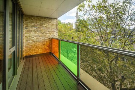 2 bedroom flat to rent - Photo 2