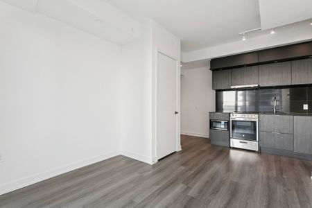 For Lease - 448 Burnhamthorpe Road Unit# 1101, Mississauga, Ontario - Photo 5
