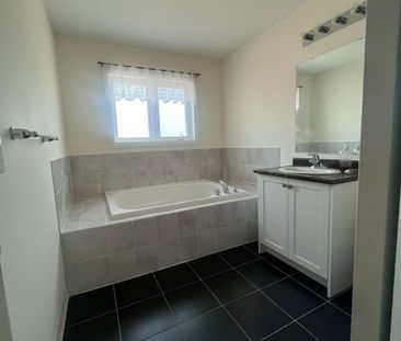 For Lease - 30 Brixham Lane, Brampton, Ontario - Photo 1