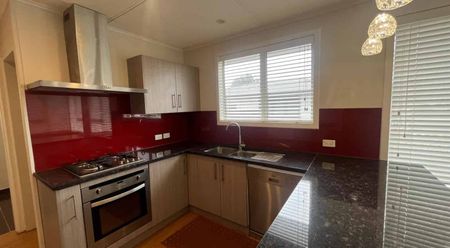 Great Location - Photo 2