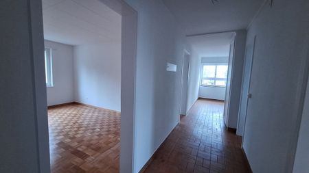"3.5-Zimmerwohnung in ruhigem Wohnquartier für Einzelperson" - Photo 3