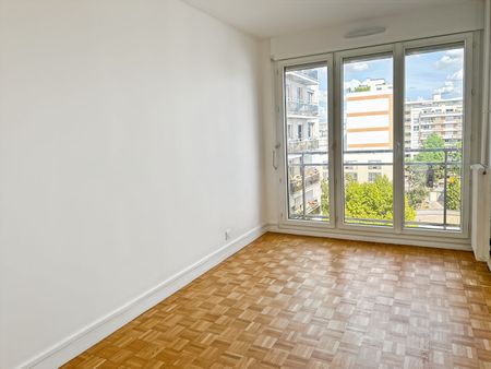 Appartement T4 Paris 15 à louer - Photo 2