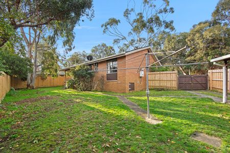 5 Anne Court, Yallambie - Photo 4