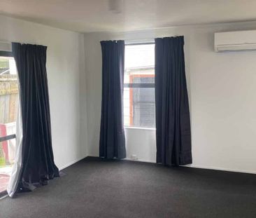 Comfortable Home in a Convenient Location - Photo 3