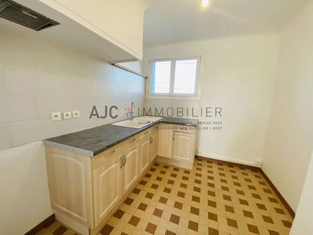 APPARTEMENT T3 - CENTRE VILLE RESIDENCE - Photo 5