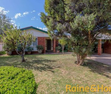 36 Sturt Circle, Dubbo, NSW 2830 - Photo 2