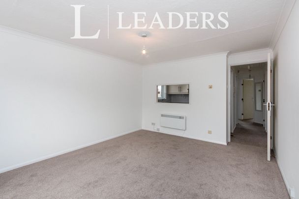 2 bedroom apartment to rent Foxhills, Woking, GU21 - Photo 1