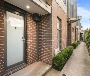 “Spacious & Modern Living in the Heart of Brunswick West” - Photo 3