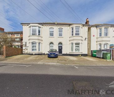 1 bedroom ground floor flat to rent - Photo 3