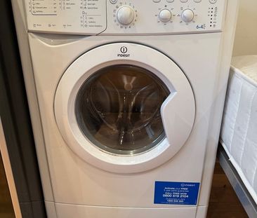 1 Bed Flat, Wellington Street, LS1 - Photo 4