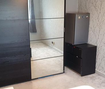 1 bedroom in a house share to rent - Photo 6