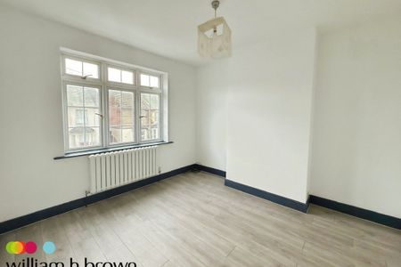 Crossfield Road - Photo 4