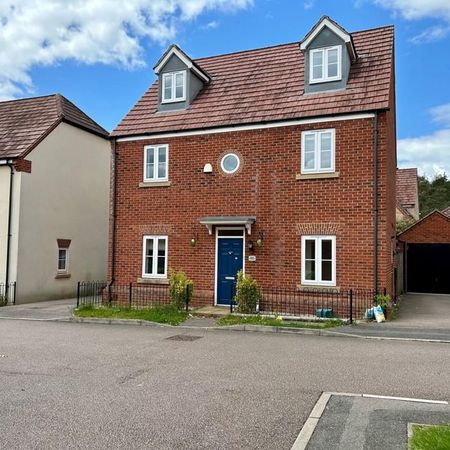 5 bedroom detached house to rent - Photo 3