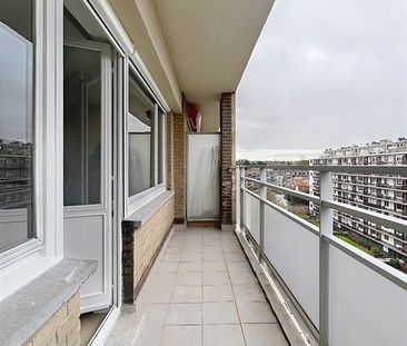 Lumineux studio totalement rénové sur Woluwe-Saint-Pierre - Photo 1