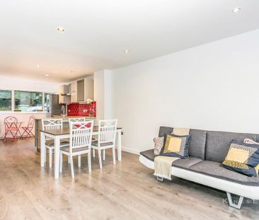 3 bedroom end of terrace house to rent - Photo 4