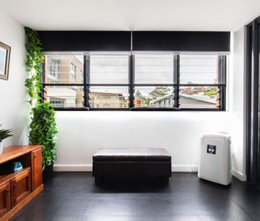 FURNISHED 1 BEDROOM UNIT IN DESIRABLE "OCEANA" BUILDING - Photo 2