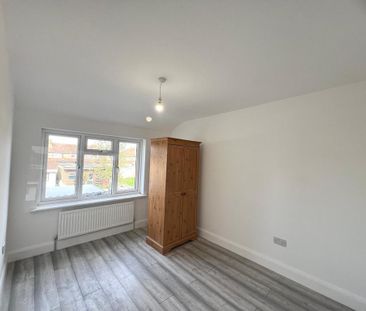 6 bedroom semi-detached house to rent - Photo 6