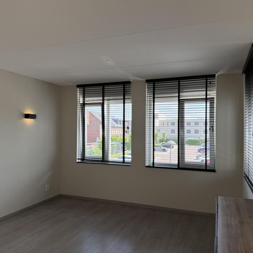 Meer van Annecy, 3446JT, Woerden - Photo 1