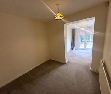 2 bedroom semi-detached bungalow to rent - Photo 1