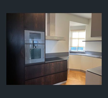 102/2 Sherwood Court, Perth, WA 6000 - Photo 1