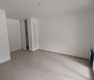 location Appartement T2 DE 39.88m² À CASTELNAU-LE-LEZ - Photo 3