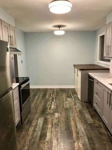 440 Queen Victoria Drive apartment — Hamilton, ON (3-Bedroom) - 3 Bedroom - Photo 2
