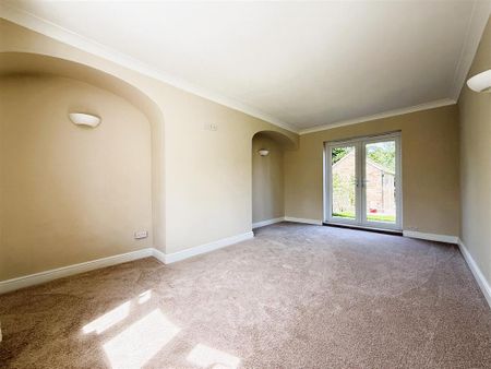 3 bedroom terraced house to rent - Photo 2
