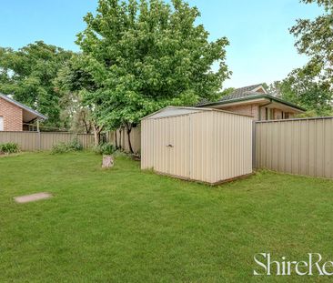 Family-friendly single level living - Photo 4