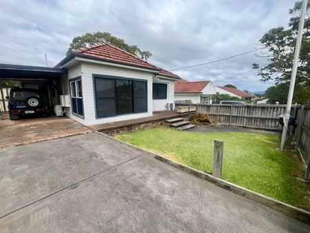 2-Bedroom Home in Prime Cardiff Location – Water Included! - Photo 3