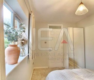 Balmore Park, Caversham, Reading, RG4 - Photo 3