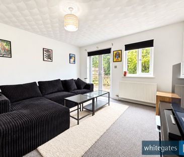 Poulsom Drive, Netherton, Merseyside, L30 - Photo 2