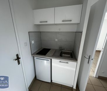 Location Appartement 2 pièces 20m² CHOLET 49300 - Photo 4
