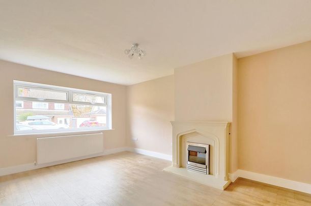 2 bedroom semi-detached bungalow to rent - Photo 1