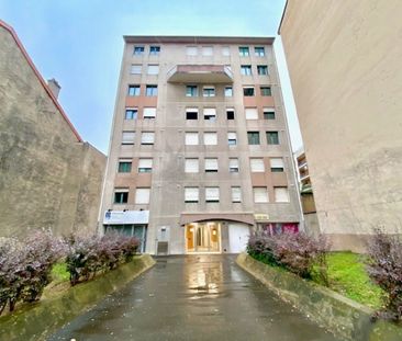 CHARMANT ET LUMINEUX T1 DE 34.80 M² DONNANT SUR COURS - GRAND CLEME... - Photo 4