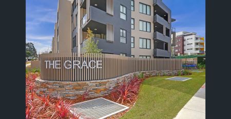 Sunny One Bedroom Apartment - Photo 2