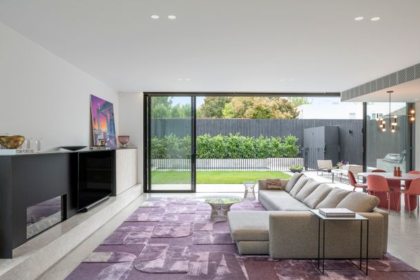 75B Allison Rd, Elsternwick VIC 3185 - House For Rent | Domain - Photo 1