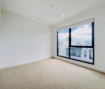 2Bedrooms, 2Bathrooms - Photo 2