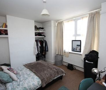 Redvers Road, Brighton, BN2 4BG 1 bedroom house share to rent - Photo 2