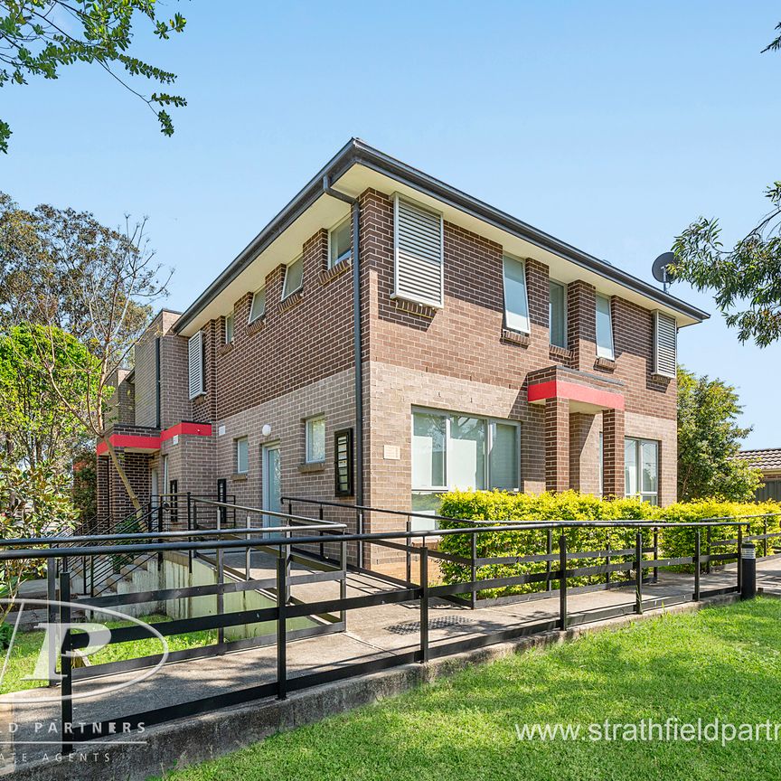 3/20a Centenary Road, Merrylands NSW 2160 - Studio For Rent | Domain - Photo 1