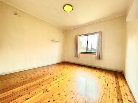 62 Mons Street, Lidcombe NSW 2141 - House For Rent | Domain - Photo 5