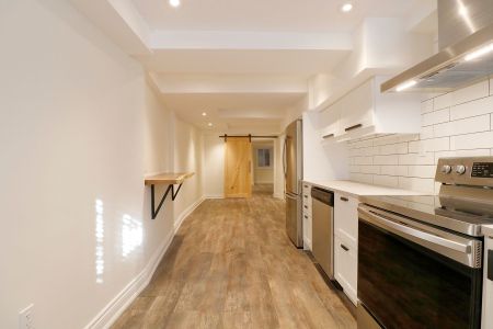 For Lease - 202 Claremont Street Unit# Lower, Toronto, Ontario - Photo 3